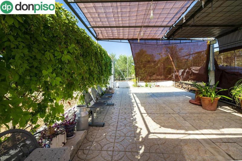 Foto e1ee29c0-c95f-47e1-9b86-c2c17e145712. Chalet !! fantástica finca de recreo a 20 minutos de granada !! en Darro