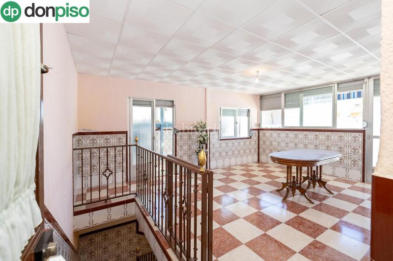 Foto e894e284-84e1-48d3-beff-6ad87d4c7b11. Casa adosada casa en la chana en Rosaleda - Juventud Granada