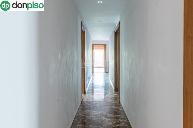 Foto bca62093-aab4-400a-9861-e9a148c8e78a. Piso en plaza plaza del campillo 5 espectacular piso centro. en Granada