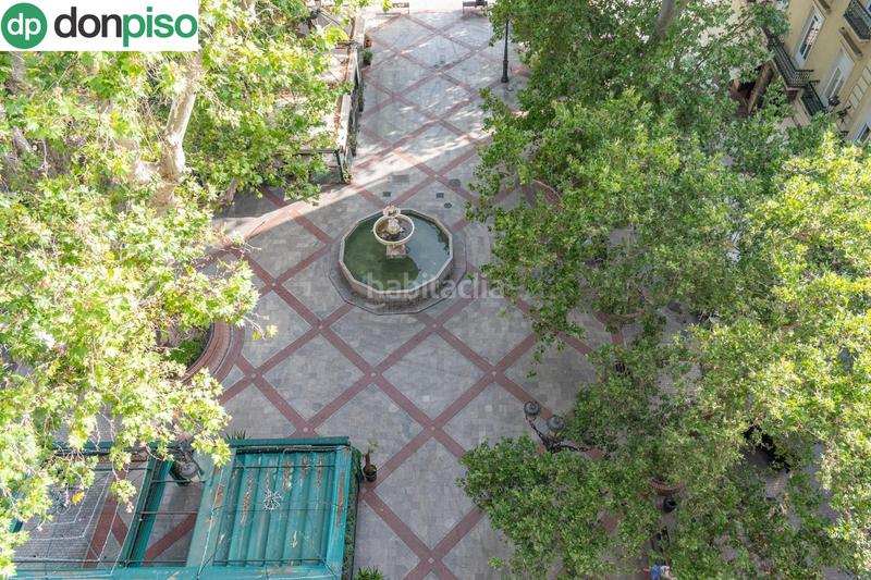 Foto e1cb0f81-5a25-418f-8aed-1fcc2bd35175. Piso en plaza plaza del campillo 5 espectacular piso centro. en Granada