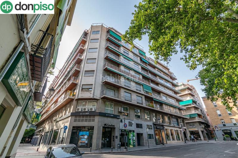 Foto ee1bb4d3-d9bc-4c29-84b1-59ffc8aab69e. Piso en plaza plaza del campillo 5 espectacular piso centro. en Granada