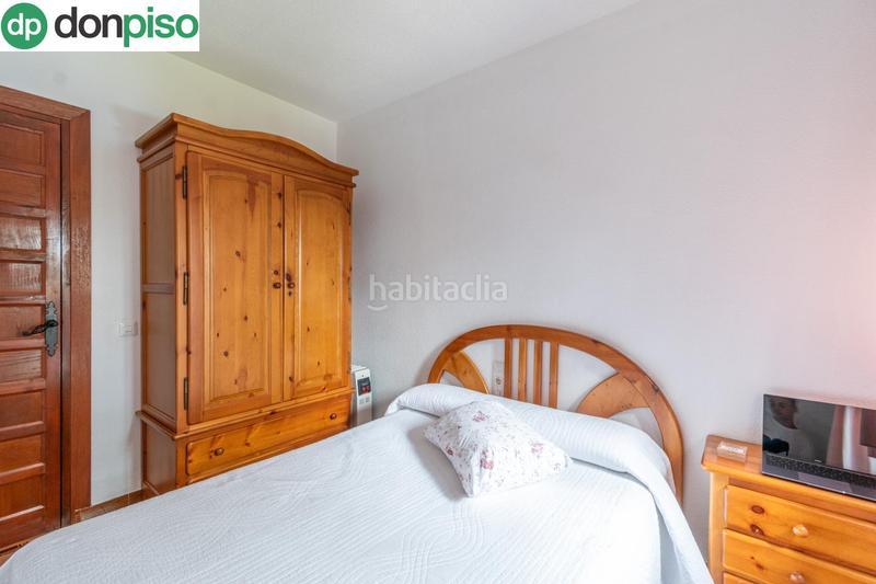 Foto 6e2e4931-66cf-4e1b-a216-12b655b0a574. Chalet preciosa casa con piscina privada en urbanización molino alto en Huétor de Santillán