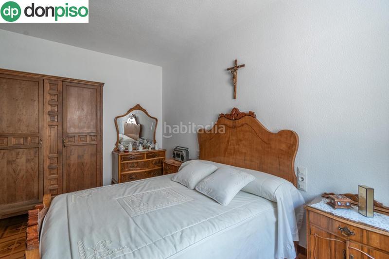 Foto 9b8722ce-afce-4d75-a031-459ed13c77b4. Chalet preciosa casa con piscina privada en urbanización molino alto en Huétor de Santillán