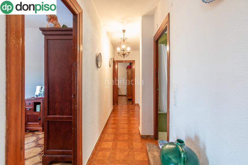 Foto cdba28b7-2bce-4f96-9699-4a6e06b06b67. Chalet preciosa casa con piscina privada en urbanización molino alto en Huétor de Santillán