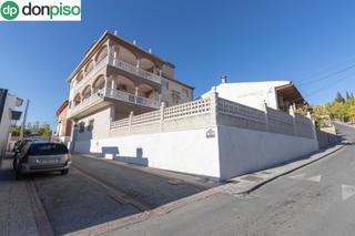 Doppelhaus  Fco jose garcia jimenez. Amplio pareado en vega de granada tu nuevo hogar espera por ti