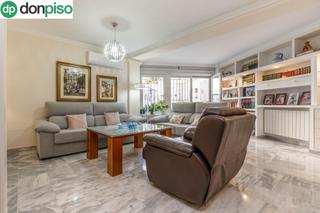 Etagenwohnung in Carretera de malaga 24. Amplio y bonito piso en carretera de málaga, zona villarejo, fre