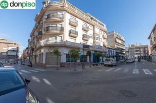 Piso  Plaza plaza de los castillejos, 1. Piso en pleno centro de maracena
