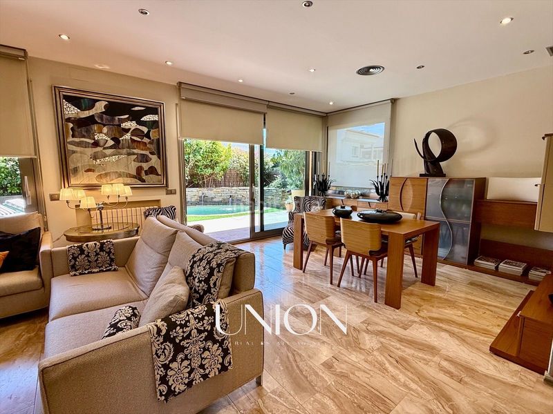 Foto bf16c5ee-1f98-43ba-9025-091959bbd41b. Casa amb calefacció piscina a Santa Susanna