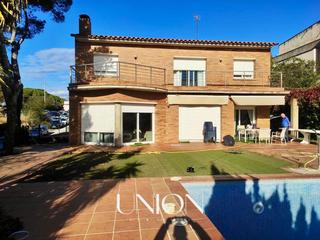 Maison à Centre. Chalet en venta céntrico