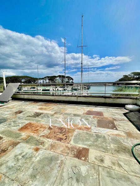 Foto 04f6644d-7117-4469-879a-d58958f2502c. Casa adossada amb aparcament piscina a Port d´Aro Platja d´Aro
