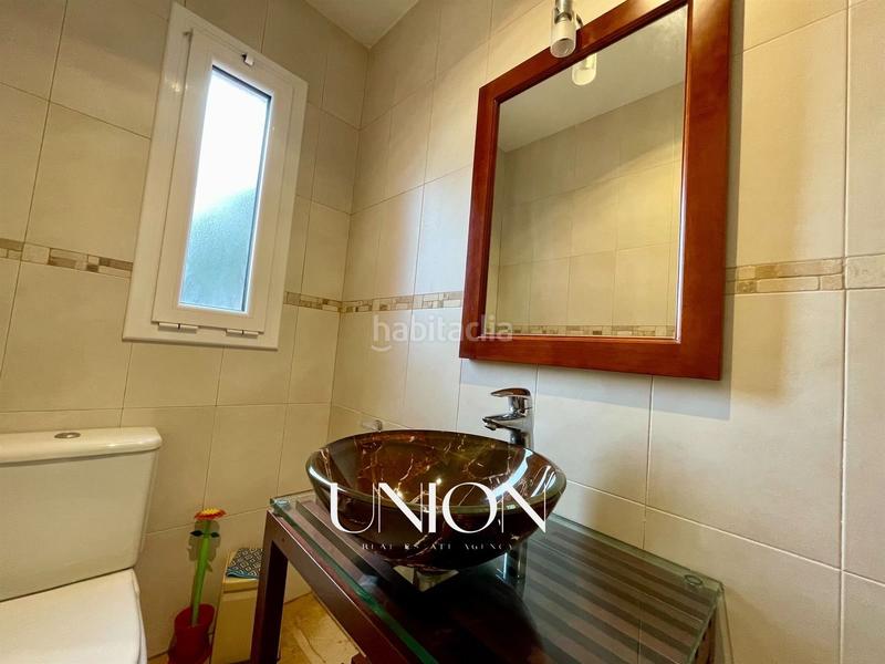 Foto ae304271-3822-4544-b5de-086d21d48bfe. Casa amb calefacció aparcament a Vall-llobrega