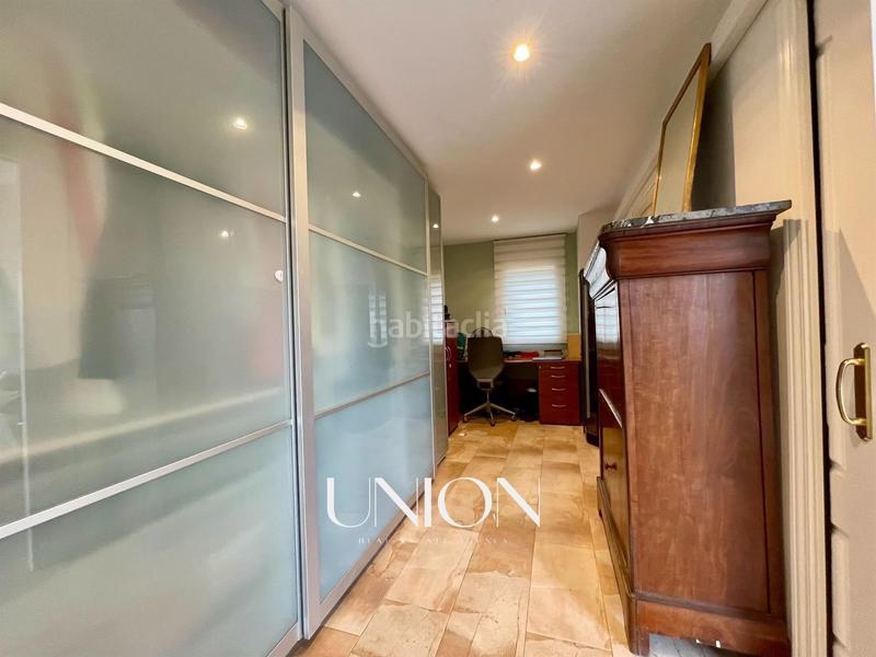 Foto b9f8cfa5-eb55-43e6-92d5-a5296b2ce1d3. Casa amb calefacció aparcament a Vall-llobrega