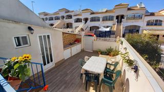 Semi detached house in Monte Faro-Altomar II. Encantadora vivienda en gran alacant en avenida escandinavia