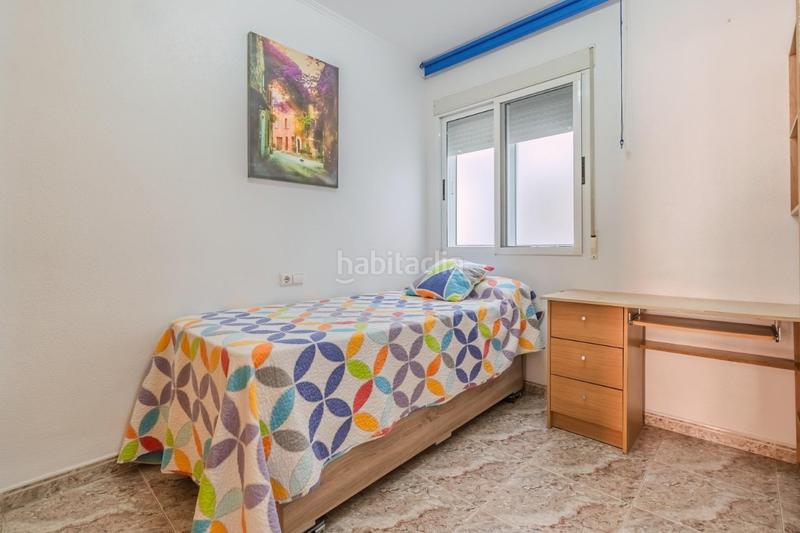 Foto 46b83f04-e929-4305-821d-d38684990b92. Appartamento con riscaldamento parcheggio in Las Piscinas Naturales Torrevieja