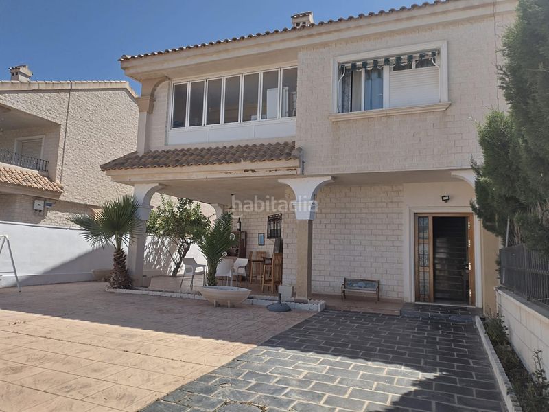 Foto 41d5fcc4-34e2-4716-99d9-958f91f20ad5. Casa aparellada amb calefacció aparcament a San Javier San Javier