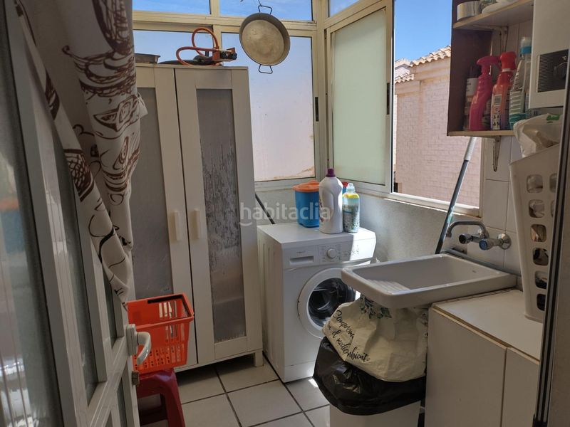 Foto c1588e9a-da6d-475d-bd6d-f581f4859213. Casa aparellada amb calefacció aparcament a San Javier San Javier