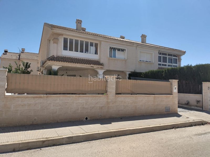 Foto fb994006-1643-4834-8ee2-3dcf2fc48e3b. Casa aparellada amb calefacció aparcament a San Javier San Javier