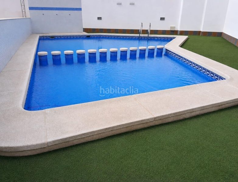 Foto 03f39b8a-c153-44f0-bed3-9fd694a9c29f. Casa adossada amb aparcament piscina a San Javier San Javier