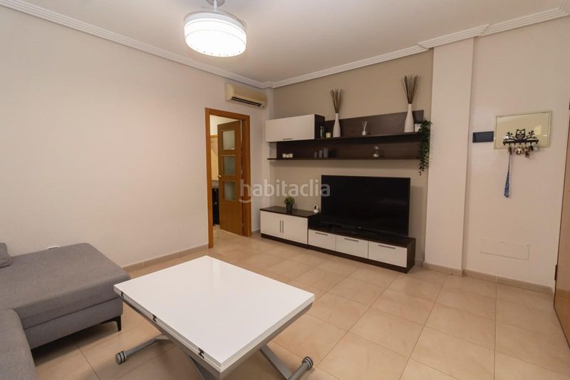 Foto e96eba47-9f46-430c-8dd0-e6db8c1d9bd8. Casa adossada amb aparcament piscina a San Javier San Javier