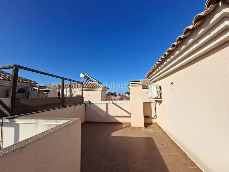 Foto 15596a9a-cb68-4fee-83d5-bfb68dca9ad5. Casa adossada amb aparcament piscina a San Javier San Javier