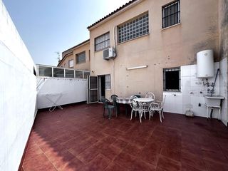 Maison jumelée  Calle del tucumán. Precioso adosado de cinco dormitorios en la ribera