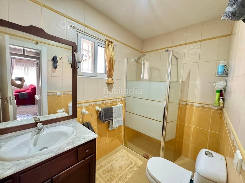 Foto 3c8eabf7-e4a9-478c-b943-604460ab7a91. Chalet mit heizung parking pool in Punta Prima Orihuela