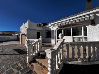 Chalet  Avenida de la jaca. Exclusiva villa en el chaparral, torrevieja