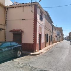 Local Comercial a Calle tilanes 7. ?? local comercial en pleno centro – visibilidad asegurada ??