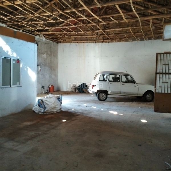 Foto ca35d8df-ef9a-4d70-a4d4-7bc0bd904a9a. Nau industrial a calle real 16 a Munera