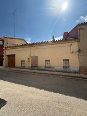 House  Calle san telmo 5. Oportunidad con muchas posibilidades en 185 m²