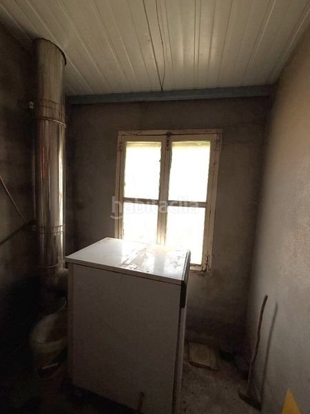 Foto e9fc44f6-79e7-4881-9ed0-696caa56183f. Casa amb xemeneia calefacció aparcament a Munera