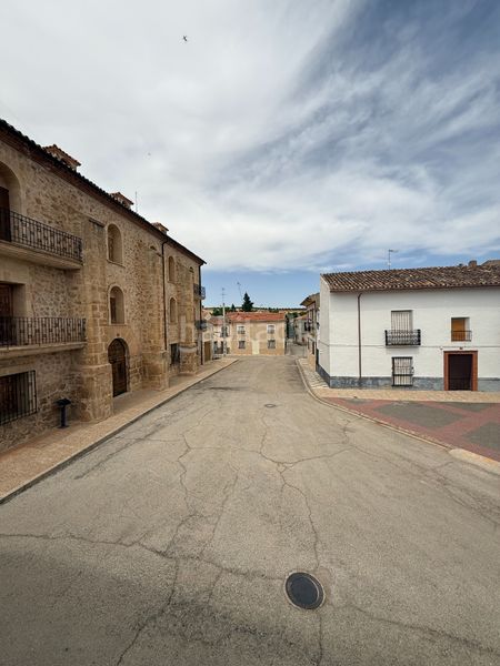 Foto b348d3d0-e0d7-4173-87ce-bd5766048661. Casa a plaza del cristo 3 a Lezuza