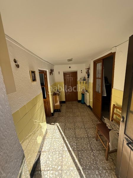 Foto d37f68d8-db9c-4649-ace9-edab2e0e8138. Casa amb xemeneia calefacció aparcament a Munera
