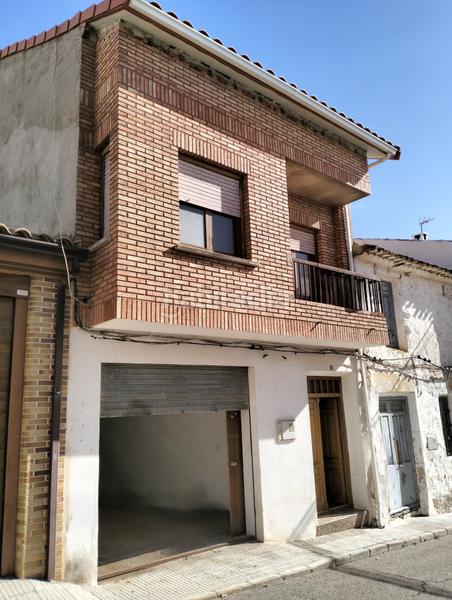 Foto 8f6b0988-4536-4703-9052-a121dcc7aa9e. Casa en calle calderas 15 amplia casa familiar en el bonillo en Bonillo (El)