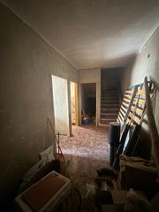 Casa  Travesía san antón 7. Vivienda en pleno centro de el bonillo – junto al bar héctor