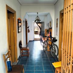 Casa a Calle san mateo 4. Casa familiar con un gran jardín