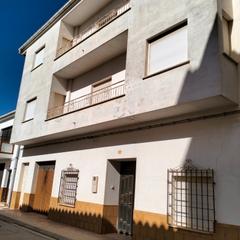 Casa a Calle eras 47. Casa edificio de 3 plantas