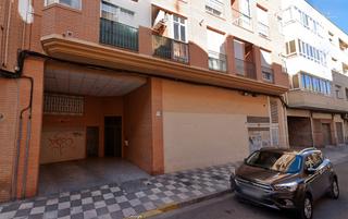 Alquiler Parking coche en Calle garcía mas 5. Plaza de garaje plaza de toros