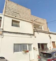 Casa adossada a Valterra - Altavista. Oportunidad inversión en cesión de remate