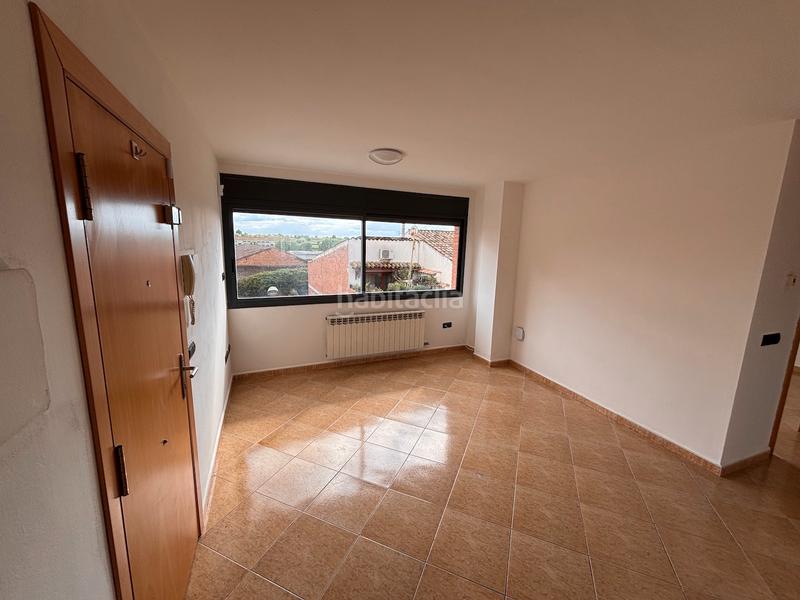 Foto 49e1f818-f63d-4fa5-8156-c5e96d62320d. Piso pis cèntric, lluminós, amb traster a en Bellpuig