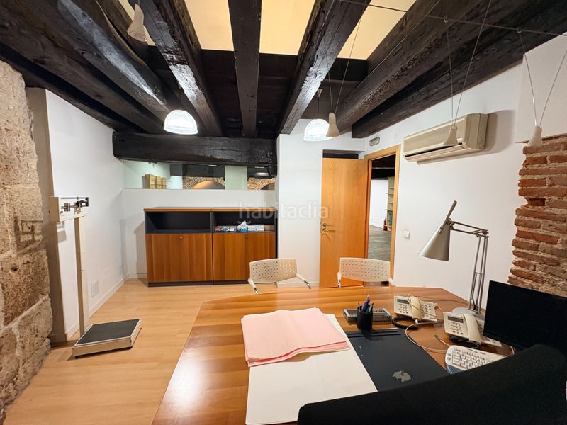 Foto 5cd24e60-51a8-44a5-9bba-6ef83d29da59. Rent business premise in calle cebadería 9 in Centro Valladolid