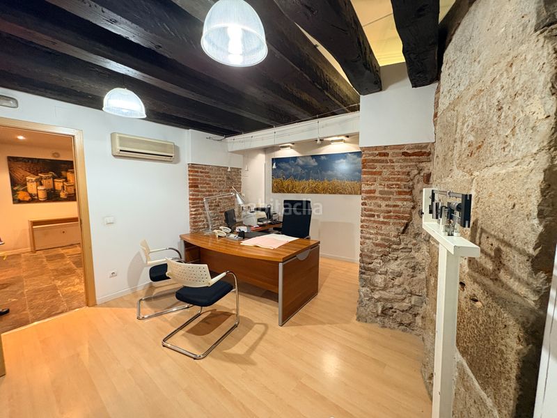 Foto 83368451-8158-46d1-bae0-58368da9dd36. Rent business premise in calle cebadería 9 in Centro Valladolid