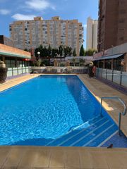 Affitto Piccolo appartamento  Calle gerona. Apartamento de temporada y vacaciones