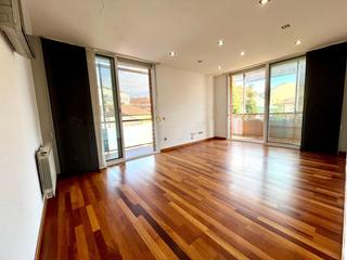 Etagenwohnung in Llagosta (La). Piso vanguardista en la llagosta con espectaculares vistas y pla