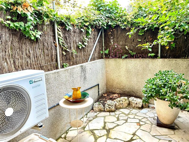 Foto 19c9469c-c01a-46d8-ae4c-78fdd890e194. Planta baixa amb calefacció piscina a Muntanyeta Castelldefels