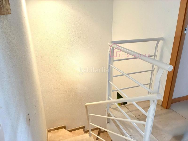 Foto c10dc1cb-d5f2-47af-916f-9d600fd24354. Planta baja bajos duplex en Muntanyeta Castelldefels