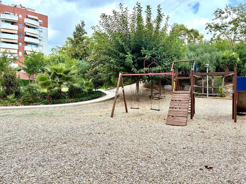 Foto ee2b5411-2c21-4ccd-bf25-3880f772bf55. Planta baja bajos duplex en Muntanyeta Castelldefels