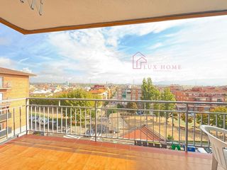 Etagenwohnung in Santa Perpètua de Mogoda. Piso en el centro de santa perpetua  luminoso