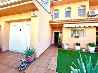 Reihenhaus in Santa Perpètua de Mogoda. Casa adosada un hogar pensado para disfrutar en santa perpetua d