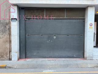 Aparcament cotxe a Santa Perpètua de Mogoda
